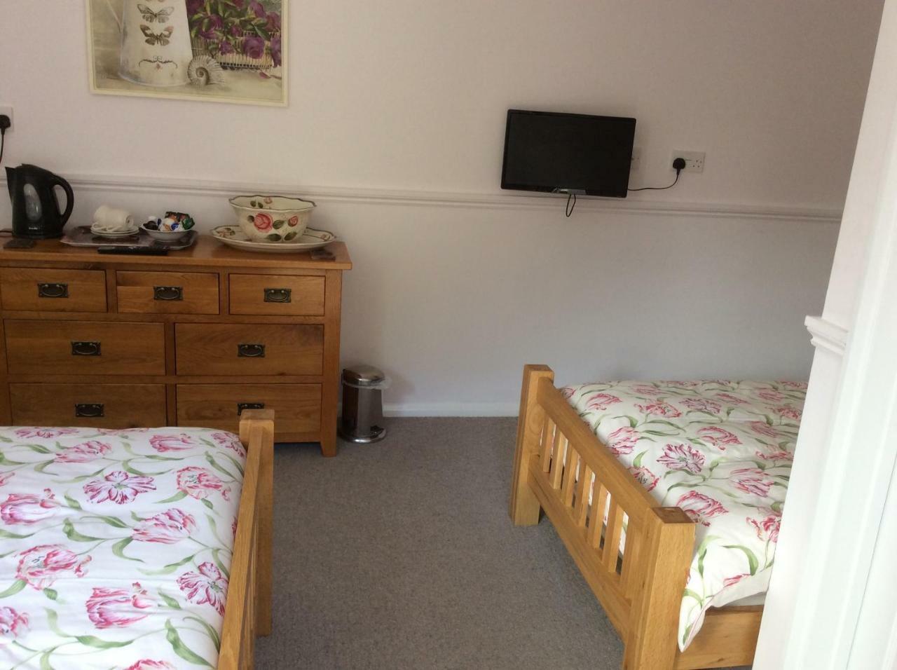 The Swan Motel, Gillingham ベックレス 部屋 写真